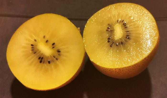 kiwi giallo varietà